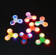 Suktukas - FIDGET SPINNER, šviečiančios figūros, juodas